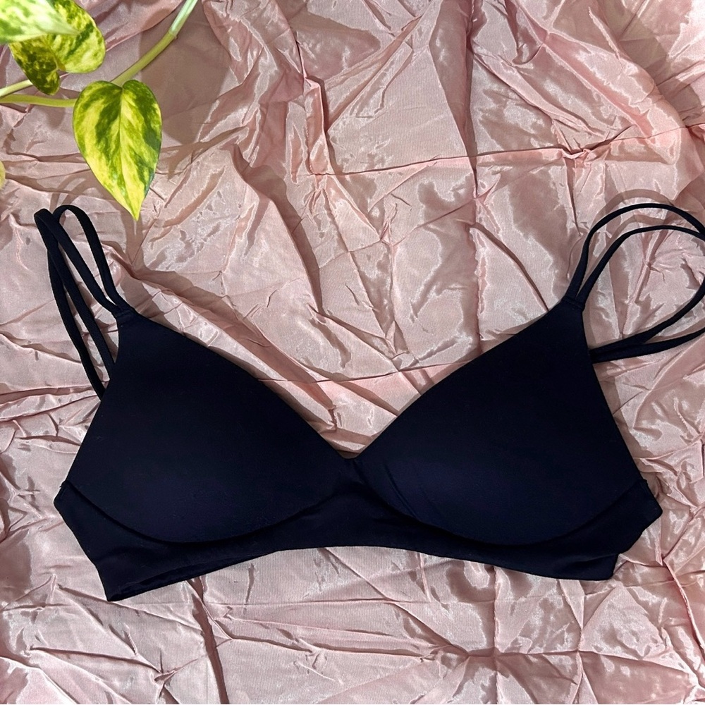NWOT Aerie True Black Sunnie Wireless Pushup Bra
